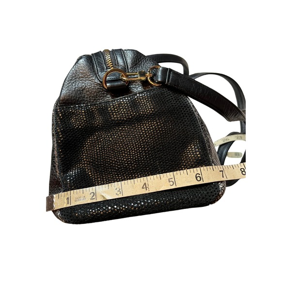 Kelly Wynne I Duffle Dare You Black Serpentine Leather Satchel Handbag Gold Logo - Picture 6 of 16